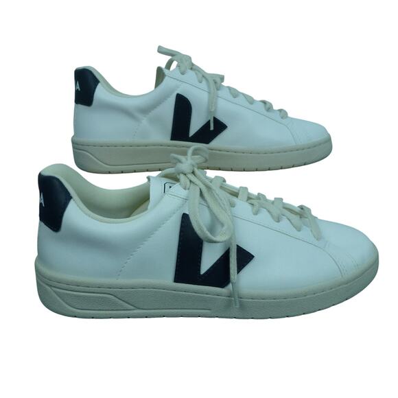 Veja Urca Low Cut Sneakers White Women's Size 10 - Picture 2 of 7